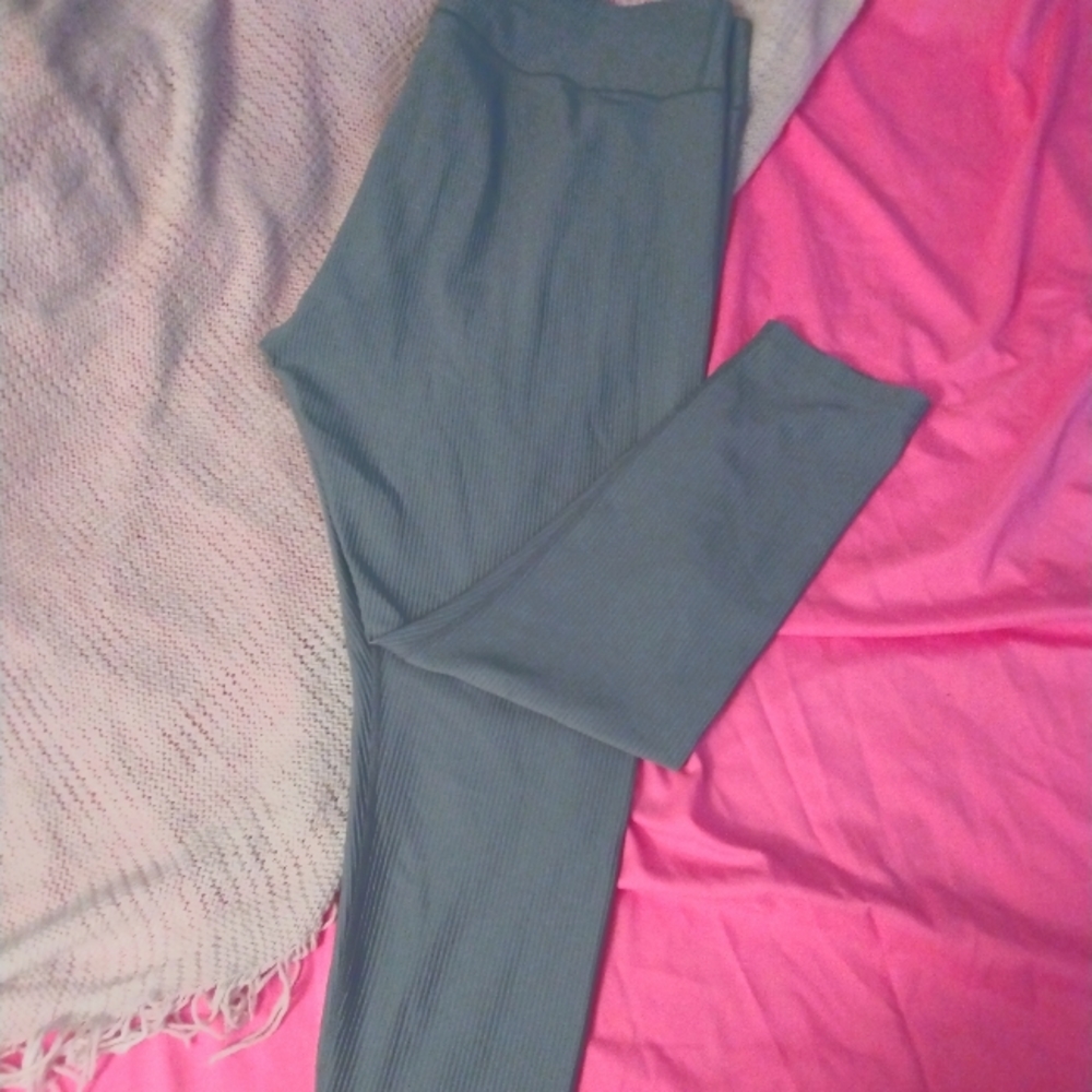 Army green leggings